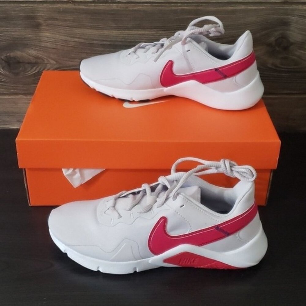 New Nike Legend Essential Womens Pink Sneakers Size 8 Lightweight Athletic Gym‎